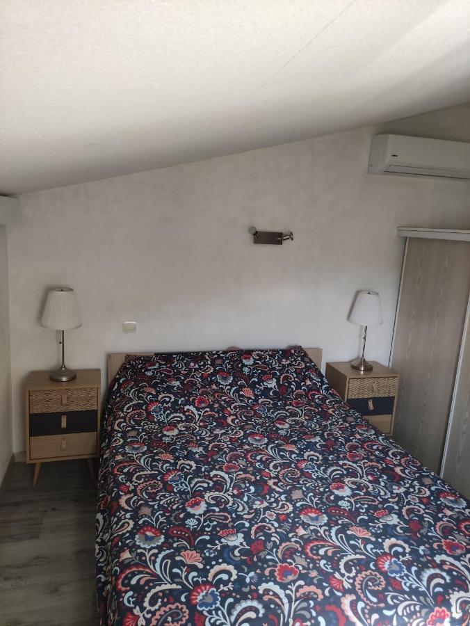 Вилла Jasse De Camargue Галларг-ле-Монтюё Экстерьер фото
